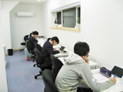 中学生の保護者の方へ